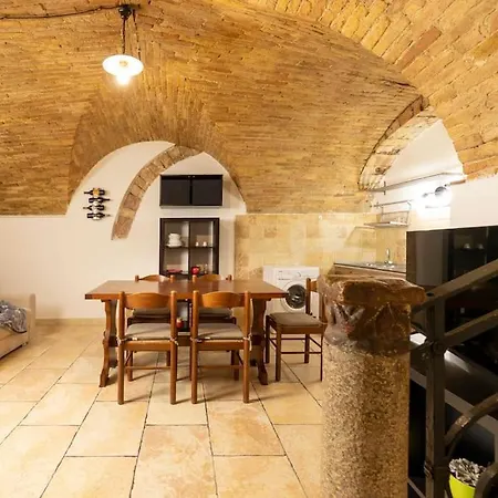 Cali - Casa In Centro Ad 아시시